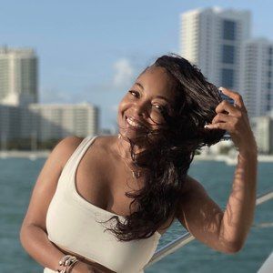 Meet your Posher, Nannette